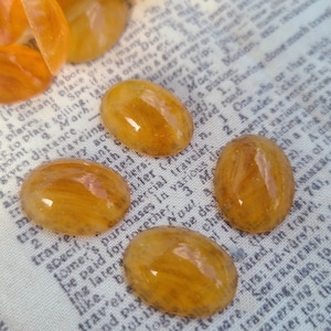 Golden Amber Vintage Glass Oval Cabochons 20x15mm 4Pcs