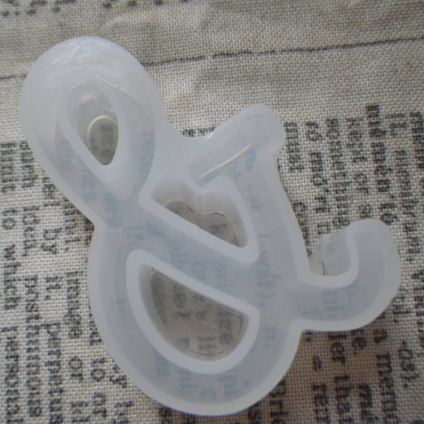 Ampersand Symbol Silicone Resin Casting Mold 4x3cm 1 Pc