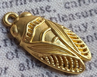 Cicada or Locust Charm Gold Plated Bronze Charm 23x11mm 4 Pcs
