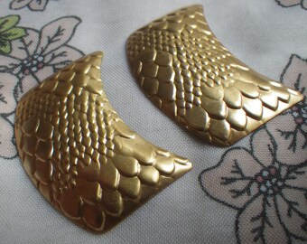 Dragon Wing Stampings Vintage Brass 45x30mm 2 Pcs