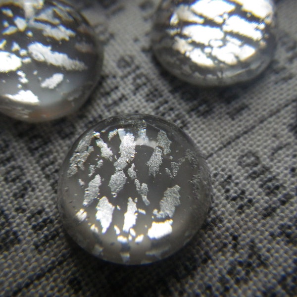 Cabochon rond en verre travaillé au chalumeau 11 mm gris opale, 4 pcs