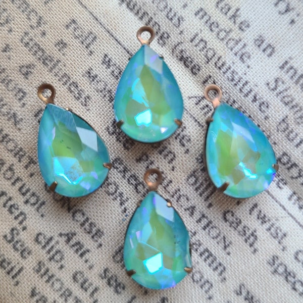 Electric Aquamarine Pear 14x10mm Brass Ox Glass Drops 4 Pcs