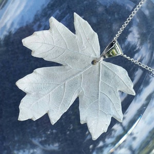 Snowflake Maple Leaf Necklace image 2