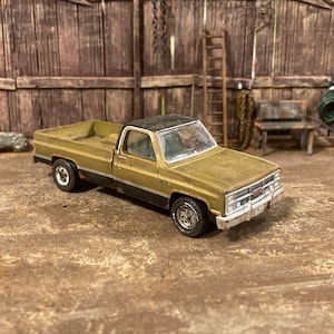 1984 GMC Sierra Pickup Customized 1/64 scale Diecast Truck. Custom Barn Find Style. Weathered And Rusty Car For Junkyard Diorama