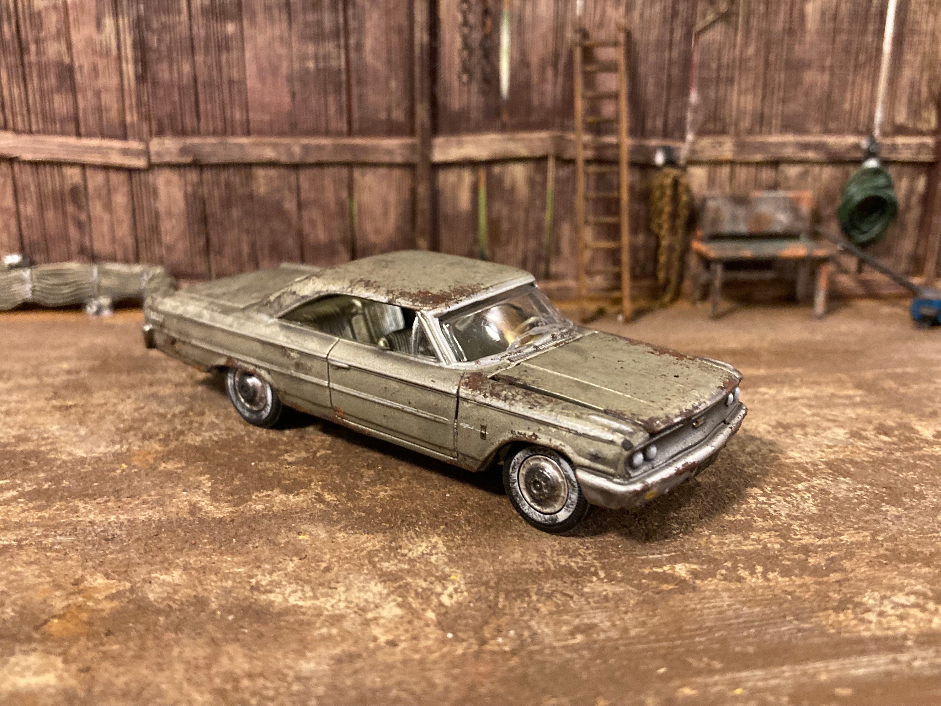 Ford Galaxie 500 1963 バーガンディ 1/43 Ford Galaxie 500 1963 バーガンディ 1/43 - メルカリ