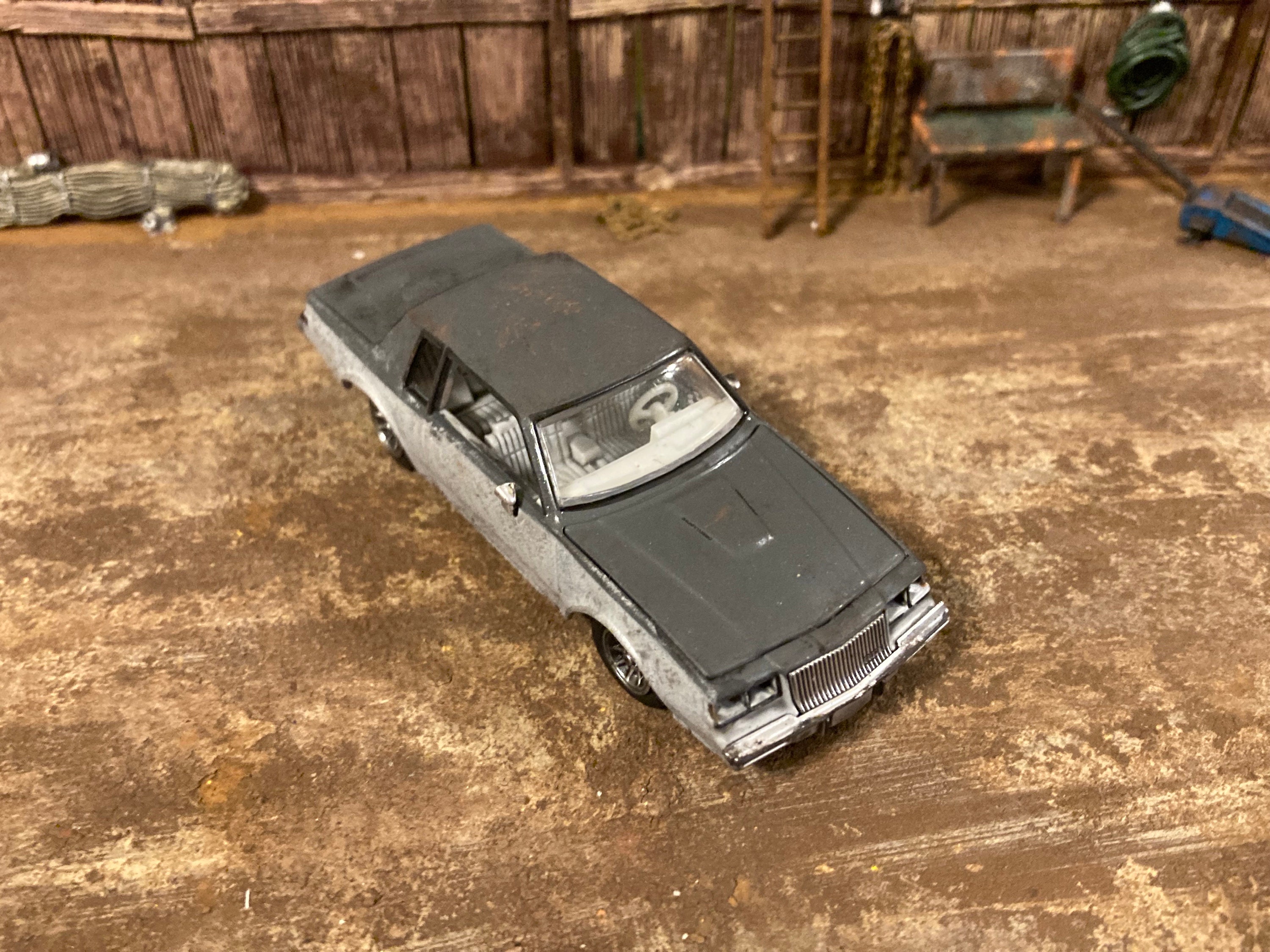 M2 1987 ビュイック・リーガル　Tタイプ 1987 Buick Regal T-type Customized 1/64 Scale Diecast Car