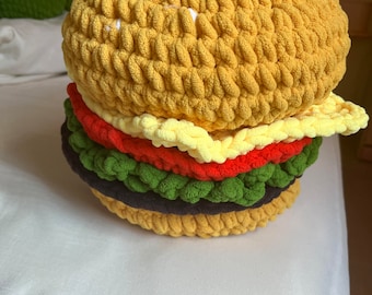Hamburguesa Amigurumi de ganchillo hecha a mano - Decoración colorida de hamburguesas de hilo - Juguete de comida de ganchillo juguetón - Regalo único para amantes de la gastronomía y chefs