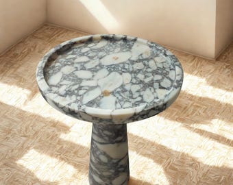 Calacatta Viola Marble Coffee Table – Handcrafted Round Accent Table