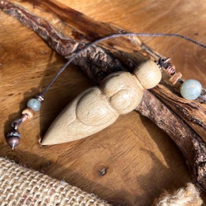 Péndulo de madera de roble hecho a mano, péndulo de labradorita, péndulo de la diosa de la fertilidad, péndulo de adivinación, radiestesia, magnetismo, espiritualidad.