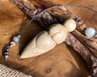 Handmade oak wood pendulum, labradorite pendulum, fertility goddess pendulum, divination pendulum, dowsing, magnetism, spirituality