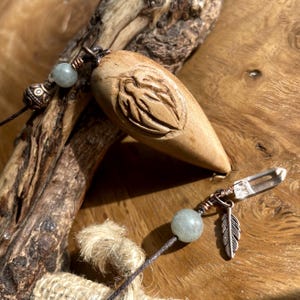 Hand-carved oak wood pendulum, divination pendulum, handcrafted pendulum, angel, dowsing, magnetism, tiger's eye pendulum