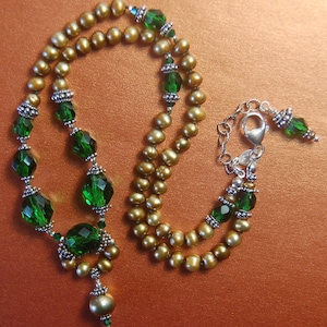 Vintage Emerald green, golden fresh water pearls and Bali sterling silver necklace image 7