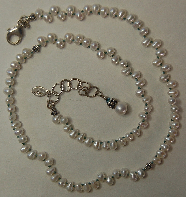 thumbnail image 2 of Vintage Torii Japanese Glass Pearl Hand-Knotted 11" Tipped Section – 5mm, New Old Stock 2 of 2