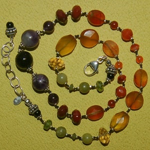 Hand knotted semi precious Fall necklace image 7