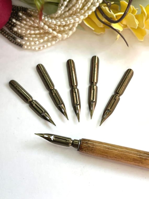 Standard Quill Pen - Narrow Nib