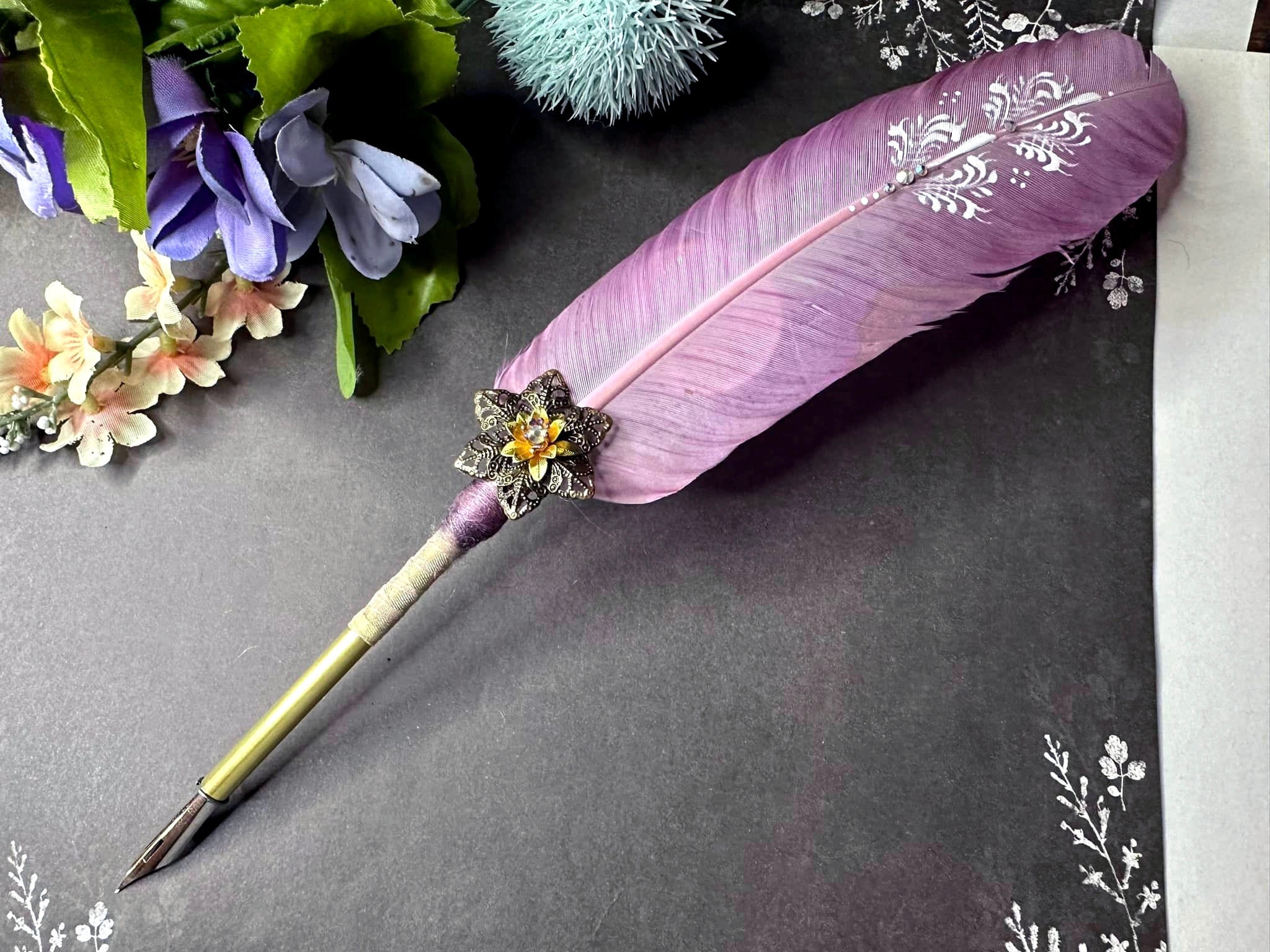 Unique Purple Feather Pen, Christmas Sister Gift for Her, Fantasy Fountain  Pen Artisan Pen for Journal, Teacher Pen, Christmas Daughter Gift 