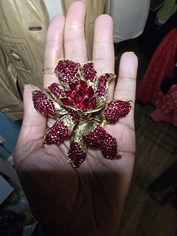 Extravagantly Large Ruby Red Rhinestone Floral Br… - image 5