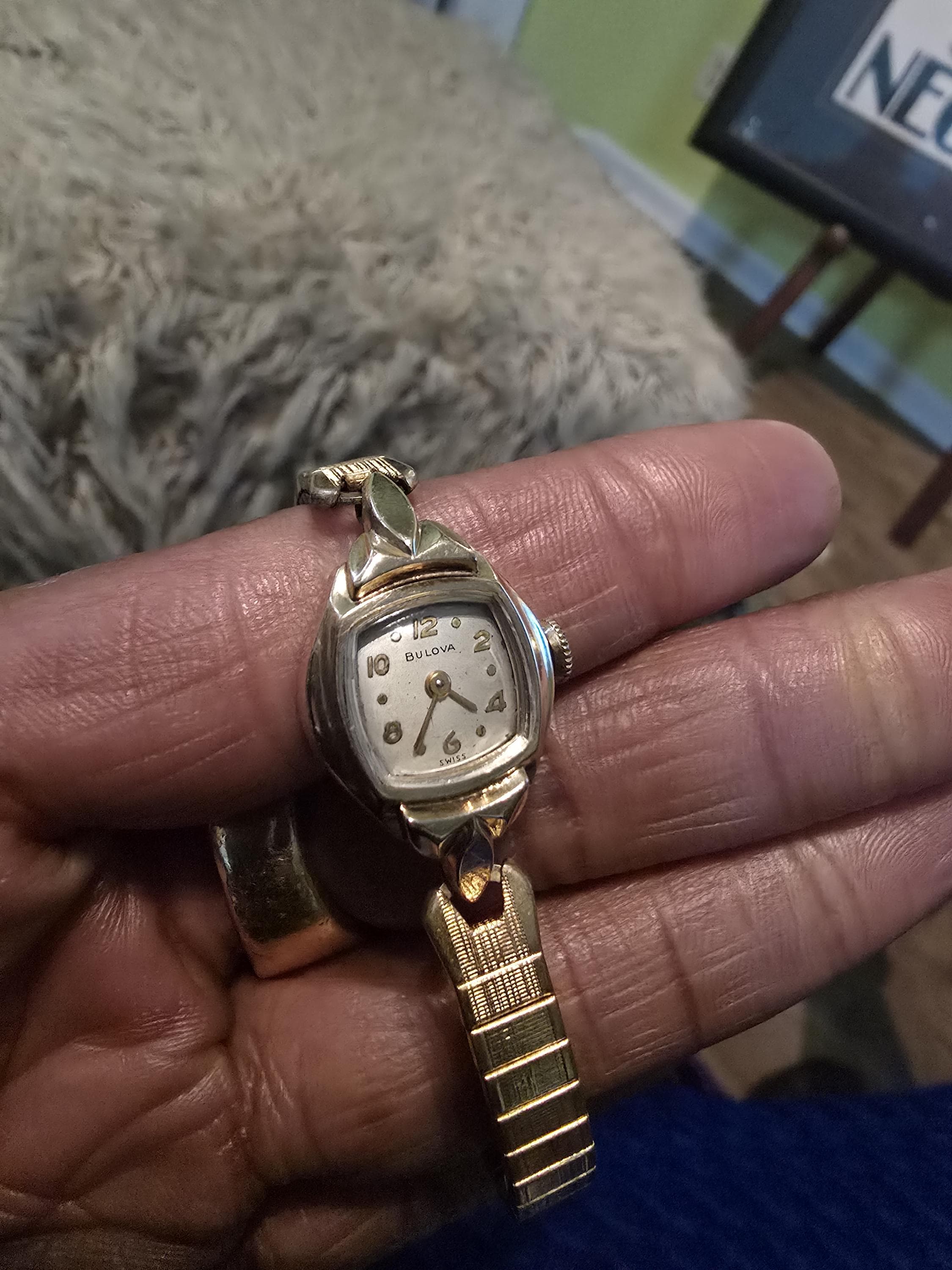 Vtg 50s Deco Bulova 10K Rolled Gold Plate Mechanical Hand Wind Watch Winds Runs VINTAGE BULOVA 10K ROLLED GOLD PLATE BEZEL MECHANICAL  main image 2