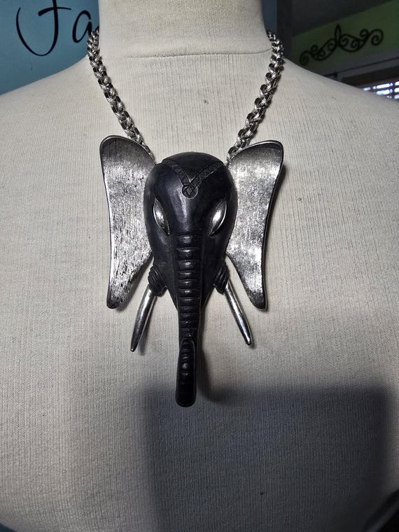 Strikingly Bold Luca Razza Unsigned Elephant Stat… - image 4