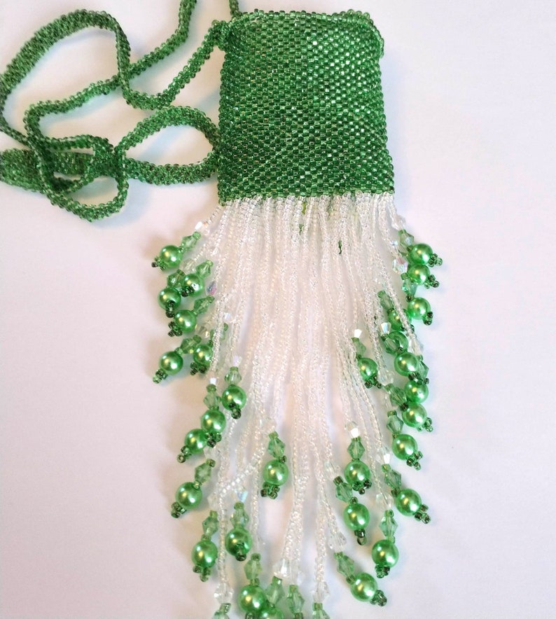 Collier de perles, sac amulette, sac à souhaits en vert image 4