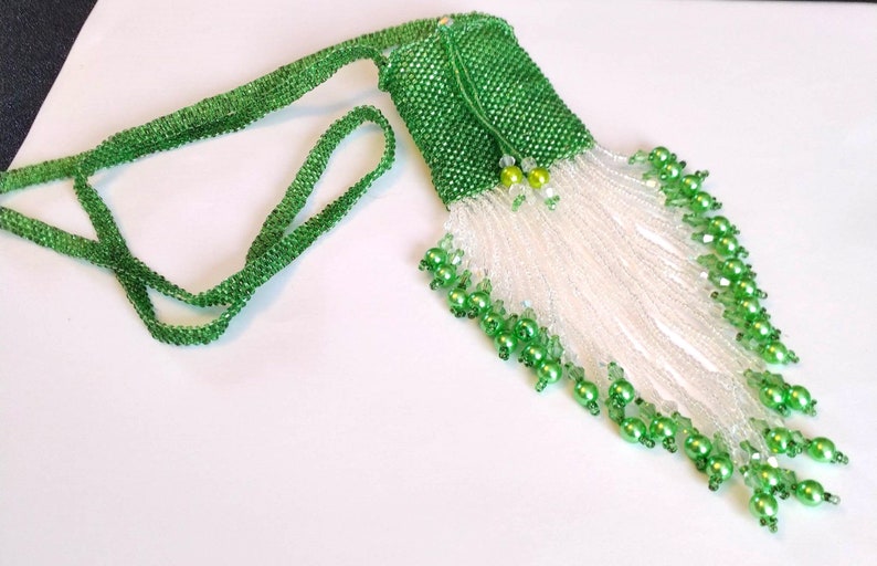 Collier de perles, sac amulette, sac à souhaits en vert image 6