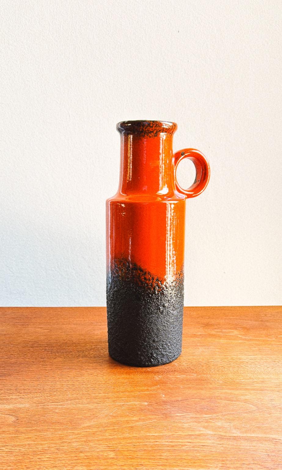 西ドイツ製ヴィンテージ 花瓶 Scheurich 401-28 Fat Lava West German Fat Lava Handled Vase 401-28 Vintage Midcentury