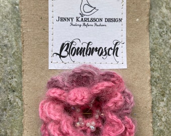 Flower Brooches - Pink - Purple - Grey - Many colours - Crochet - Wool - Lovely flowery pin -