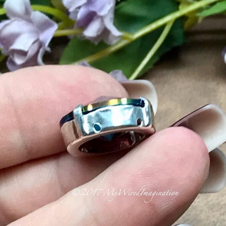 孔雀の目 スワロフスキークリスタルラインストーン 12mm リボリ1122 SP
