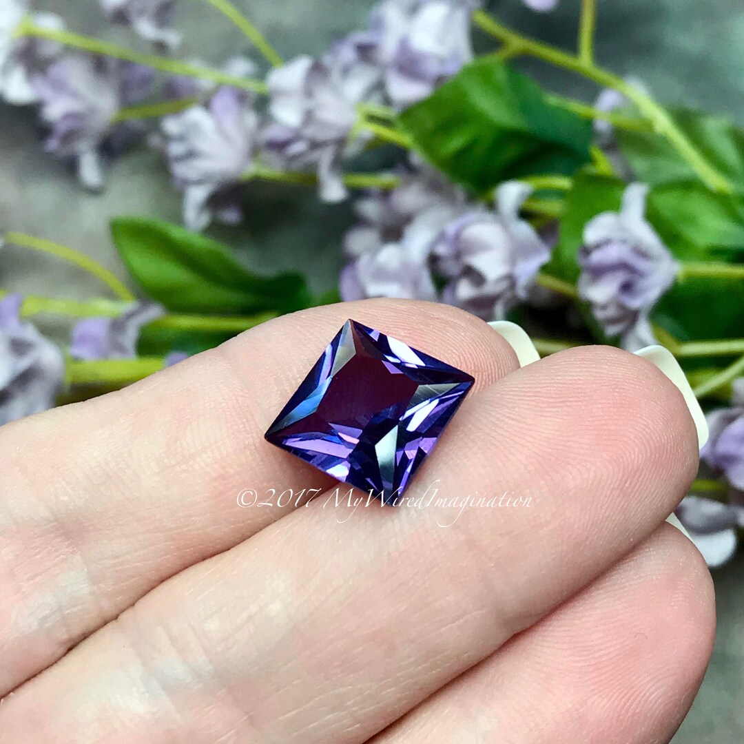 天然石詰め合わせ^ - ^ Faceted Alexandrite 12 X 12mm Square Loose Color Change