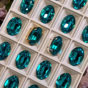 Vintage Blue Zircon, Genuine Swarovski Crystal, 1 Piece, 16x11mm 4100 Oval, with or without Setting, Bead Embroidery, December Birthstone