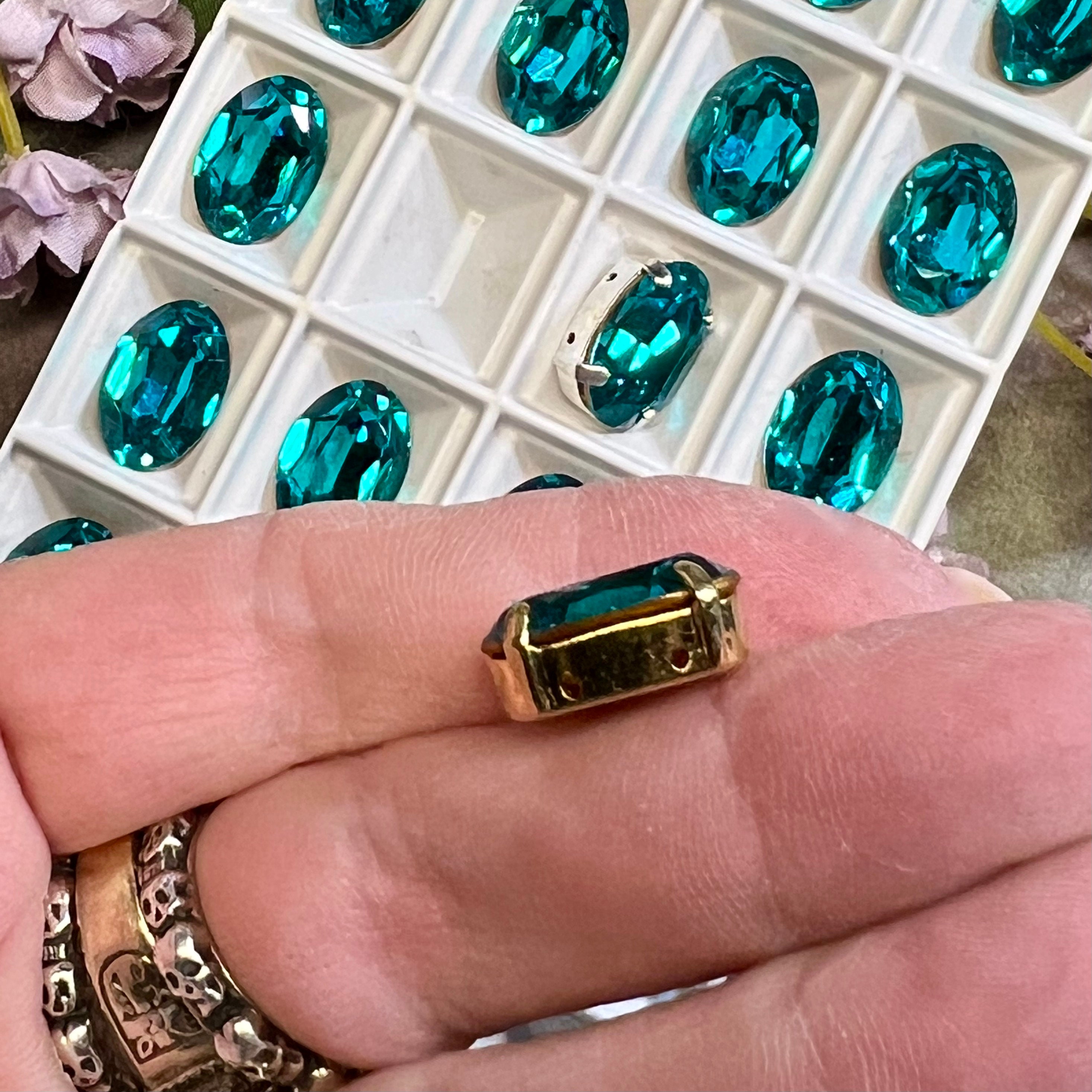 Genuine Swarovski Crystal 1 Piece Vintage Blue Zircon Genuine Swarovski Crystal 1 Piece Vintage Blue Zircon