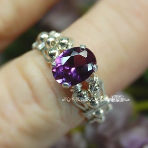 Anillo de alejandrita y plata esterlina hecho a mano, piedra de nacimiento de junio que cambia de color, anillo único para compromiso y aniversario.