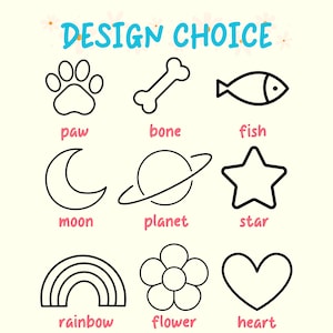 Może przedstawiać: Grafika z niebieskim napisem "DESIGN CHOICE", przedstawiająca dziewięć czarnych ilustracji konturowych: odcisk łapy, kość, ryba, księżyc, planeta, gwiazda, tęcza, kwiat i serce, każda z r&oacute;żową etykietą.