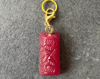 Mulled Wine Progress Keeper/Stitch Marker (18-k Gold)