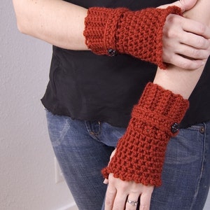 Romantic Fingerless Glove Pattern PDF image 3