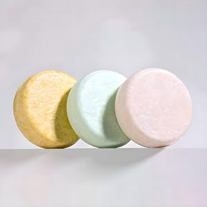 PREMIUM Organic Coconut Essential Oil Shampoo Soap Deep Cleaning And Hair Care Silicone Free And Residue Free Handmade Essential Oil Soap