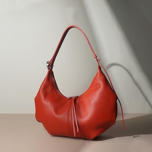 Leder Umhängetasche, Minimale Einkaufstasche, Damen Unterarmtasche, Pendlertasche