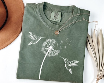 Camiseta Comfort Colors® con colibrí y diente de león, Camiseta para amantes de la naturaleza, Regalo ideal para mujer, Camiseta para amantes de los animales