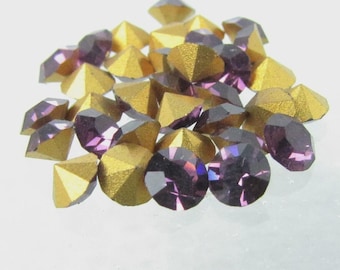 Vintage Swarovski Strasssteine - Vergoldete spitze Rückseiten, 32 S. (50)