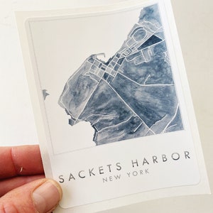 SACKS HARBOUR Aquarell Karte AUFKLEBER New York Lake Ontario Thousand Islands Seaway Laptop Wasserflasche Hochzeit Gunsten Swag Makler Umzug