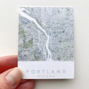 PEGATINA DE MAPA DE ACUARELA DE PORTLAND Mapa de la ciudad de Oregon PNW Plano de bloques Laptop Botella de agua Recuerdo de boda Swag Agente inmobiliario Graduación Regalo de mudanza