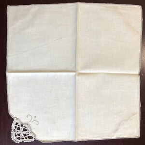 Vintage Linen Napkins set of 4 image 4