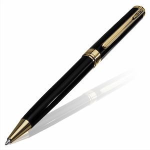 Könnte beinhalten: Schwarzer Kugelschreiber mit goldfarbenen Akzenten. Der Stift hat ein schlankes, poliertes Design mit einem goldenen Band in der Nähe der Spitze und einem goldenen Clip. Das Wort "FANISTIN" ist auf dem Stift eingraviert. Der Stift ist abgewinkelt.