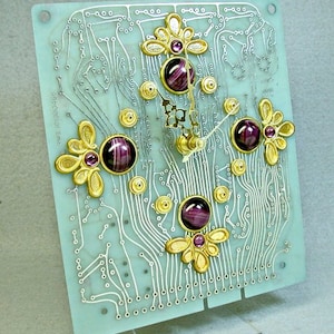 RECYCLED CIRCUIT BOARD Clock Geek Techie Tabletop