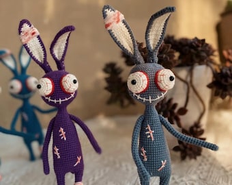 Padrão de crochê de coelho zumbi sombrio para o Halloween - Tutorial em PDF de amigurumi de coelho assustador - Decoração de crochê para o Halloween com clima assustador