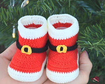 かぎ針編みのクリスマスブーツ、サンタクロースの靴のかぎ針編みの