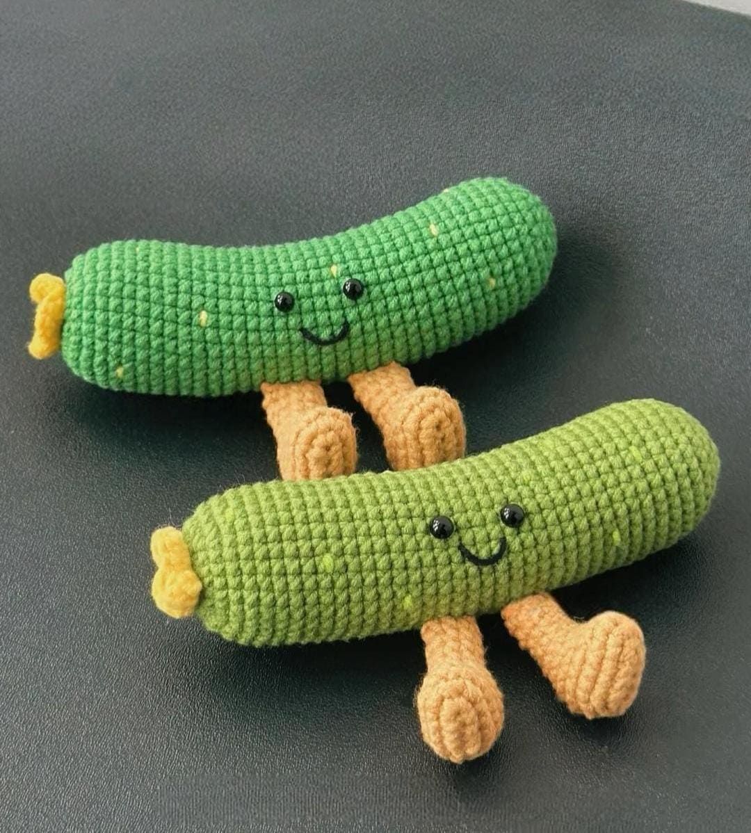 Jellycat-Inspired Pickle Cucumber Crochet Pattern