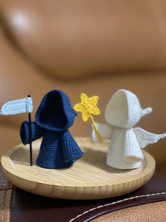 Heaven & Hallowのかぎ針編みパターン、ハロウィンの簡単かぎ針編み