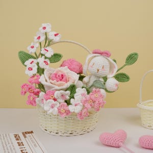 かぎ針編みの花束 ピンクバニー PDF パターン、手作りウェディングブーケギフト、DIY アミグルミフラワーバスケット、フラワーギフト DIY、母の日ギフト