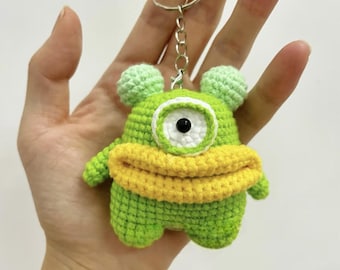 Patrón PDF de monstruo de boca grande a crochet, llavero divertido de monstruo verde de un ojo amigurumi, lindo patrón de monstruo verde a crochet
